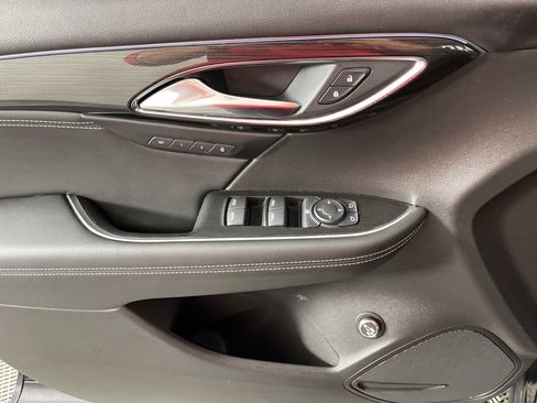 Used 2022 Buick Envision Essence w/ Sport Touring Package image 26