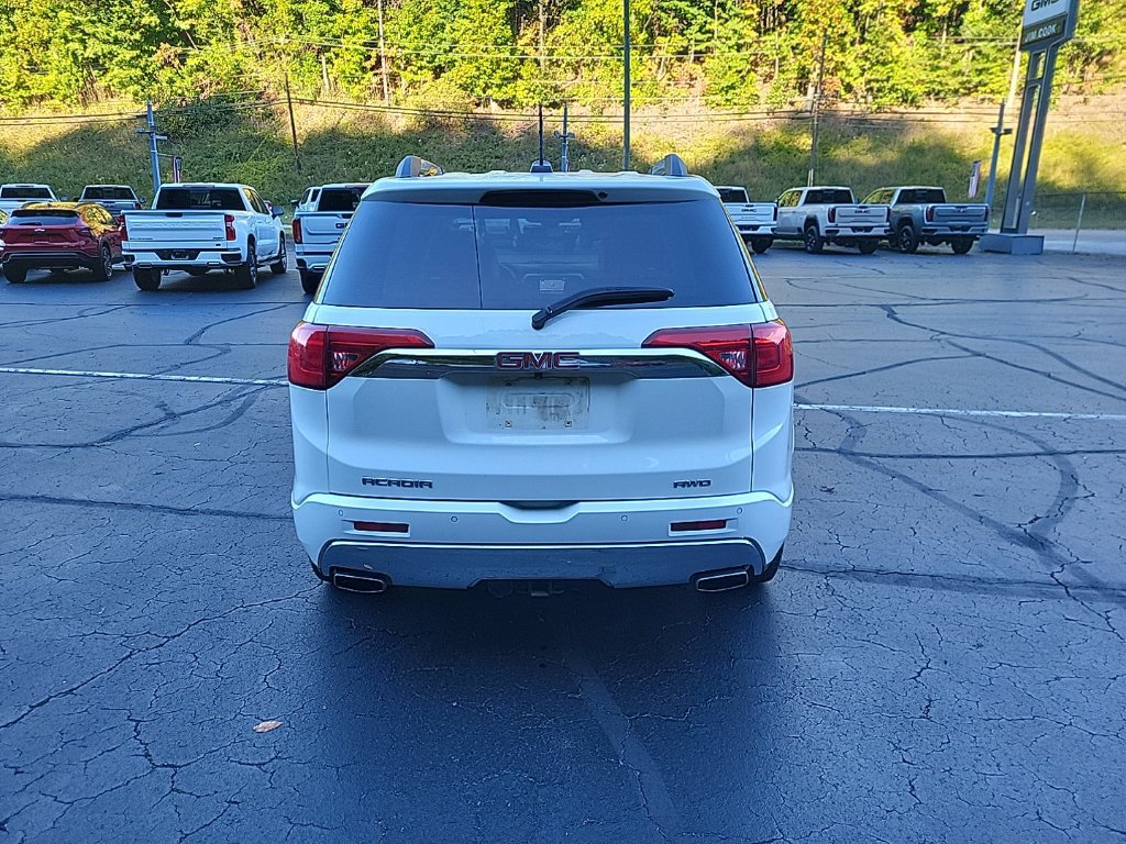Used 2019 GMC Acadia Denali w/ Technology Package AWD/4WD image 9