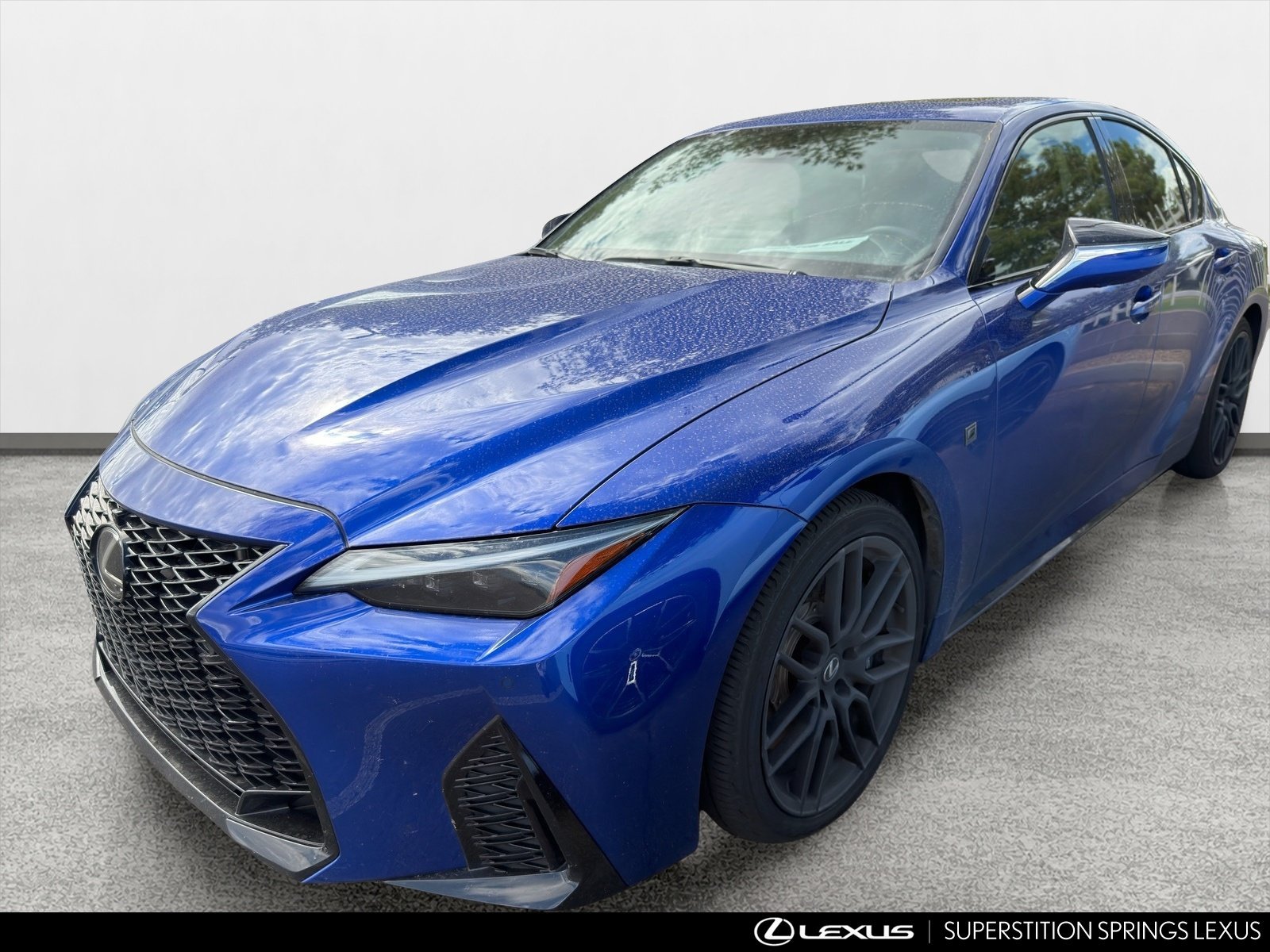 Used 2023 Lexus IS 500 RWD image 8