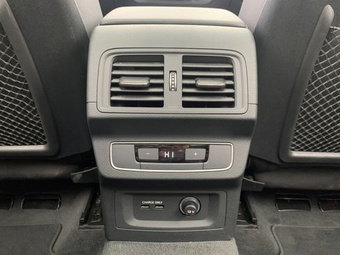 Certified 2022 Audi Q5 2.0T Premium Plus w/ Premium Plus Package image 17