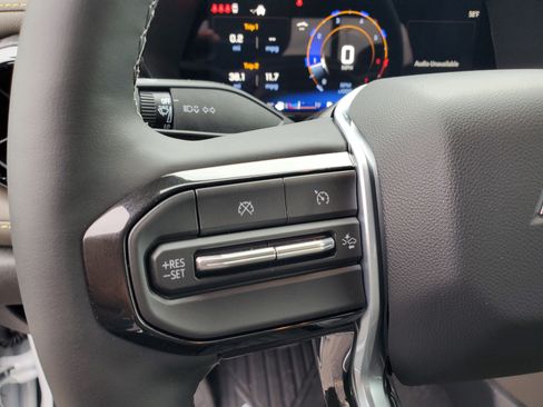 New 2026 Chevrolet Colorado ZR2 w/ Technology Package AWD/4WD image 15