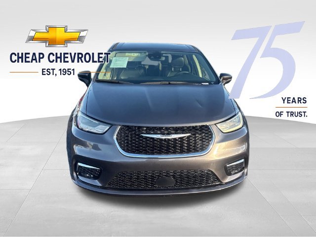 Used 2023 Chrysler Pacifica Touring-L FWD image 8