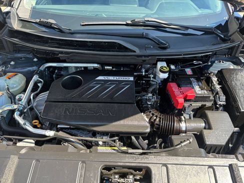 Used 2025 Nissan Rogue SV AWD/4WD image 34