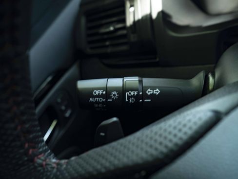Used 2025 Honda Ridgeline Black Edition image 23