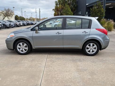 Used 2008 Nissan Versa SL w/ Convenience Pkg image 9