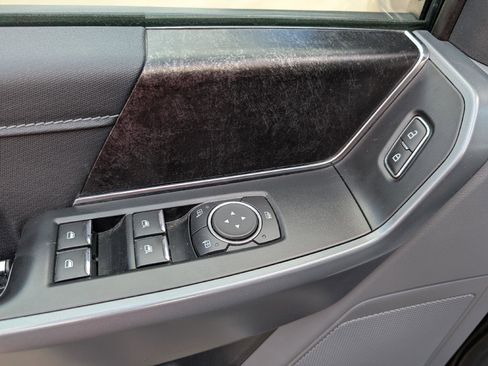 Used 2022 Ford F150 XLT w/ Equipment Group 302A High image 17