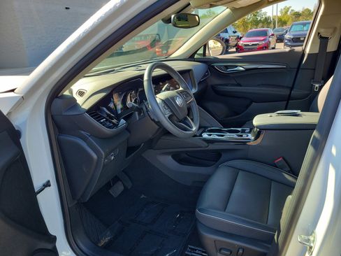 Used 2023 Buick Envision Essence image 15
