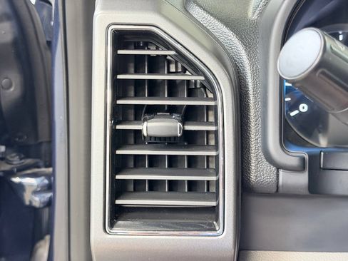 Used 2018 Ford F150 XLT w/ Equipment Group 302A Luxury AWD/4WD image 40