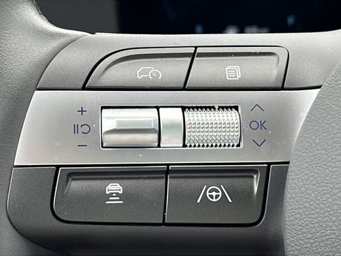 Certified 2024 Hyundai Kona SEL w/ Convenience Package FWD image 20
