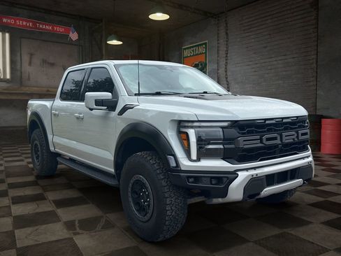 Used 2024 Ford F150 Raptor AWD/4WD image 2