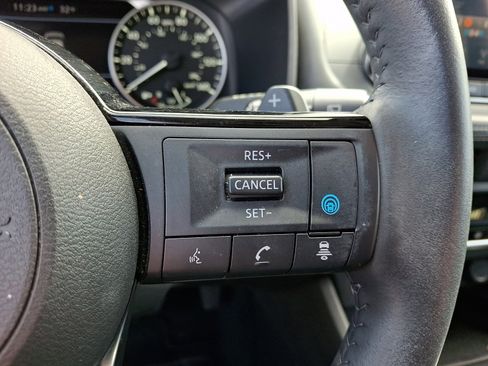 Used 2023 Nissan Rogue SV w/ SV Premium B Package image 22