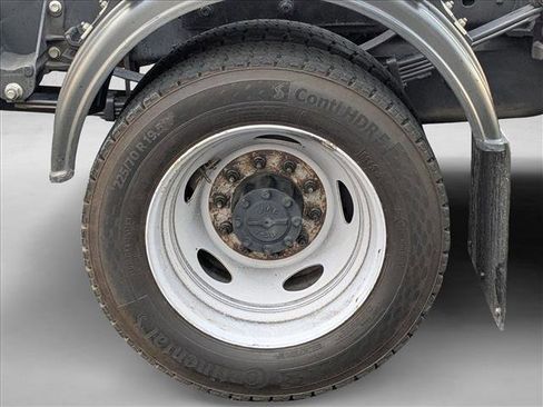 Used 2024 Ford F450 XL image 9