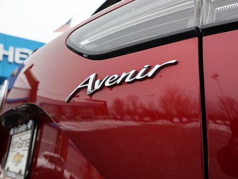 Used 2023 Buick Envision Avenir image 36