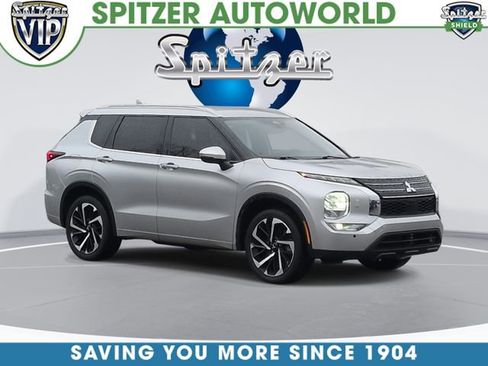 Used 2023 Mitsubishi Outlander SEL image 1
