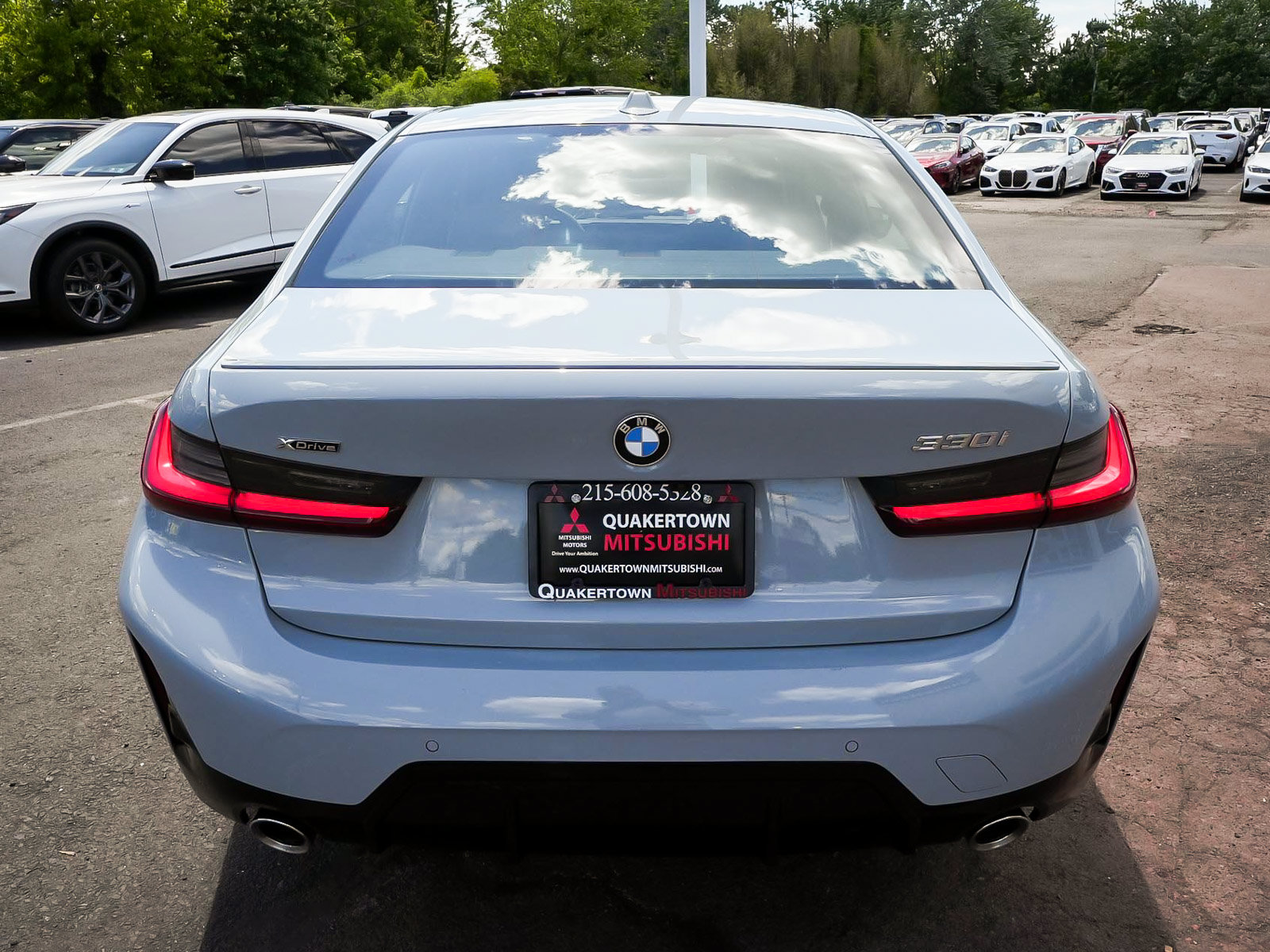 Used 2026 BMW 330i xDrive Sedan AWD/4WD image 5