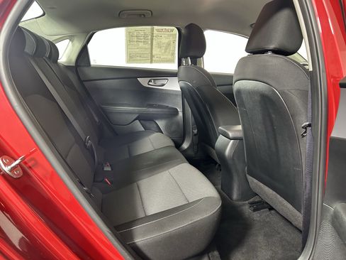 Certified 2024 Kia Forte LXS image 39