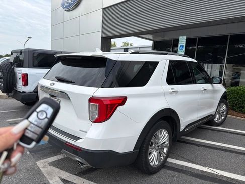 Used 2020 Ford Explorer Limited RWD image 10