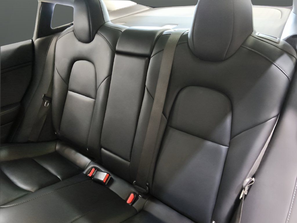 Used 2018 Tesla Model 3 Long Range AWD/4WD image 26