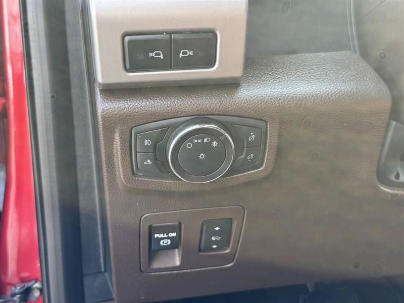 Used 2019 Ford F150 King Ranch w/ Equipment Group 601A Luxury AWD/4WD image 26
