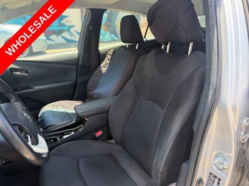 Used 2018 Toyota Prius Prime Plus w/ Carpet Mat Package FWD image 8