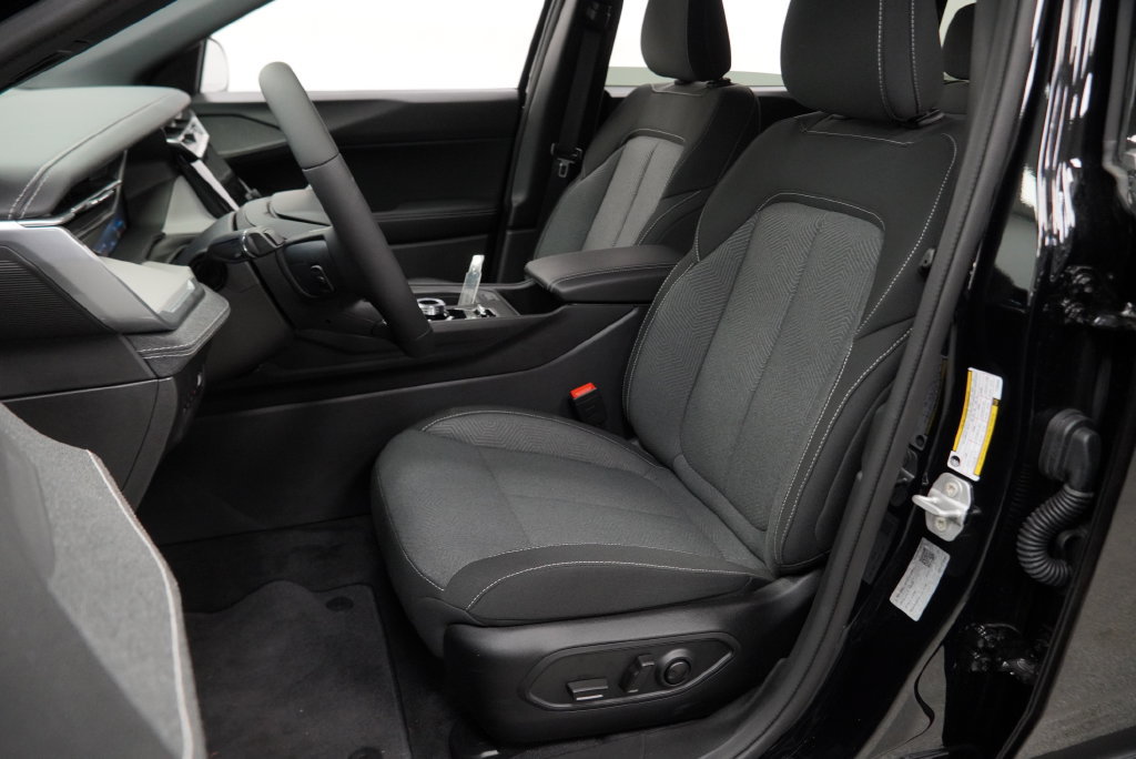 New 2026 Jeep Cherokee Laredo AWD/4WD image 4