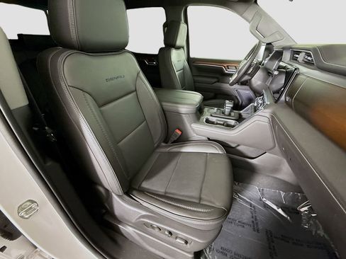 Used 2023 GMC Sierra 1500 Denali w/ Denali Reserve Package image 29