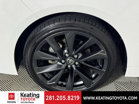 Certified 2024 Toyota Corolla LE image 33
