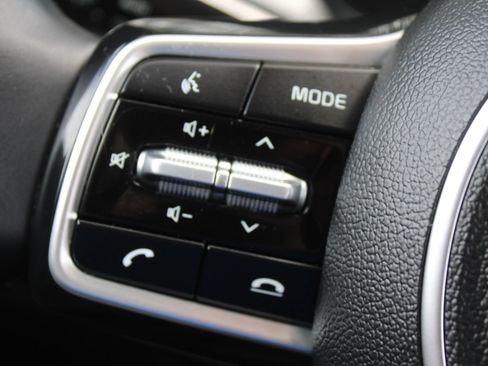 Certified 2023 Kia Sorento S FWD image 27