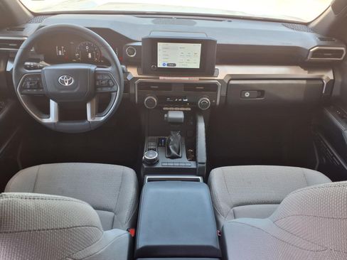 Used 2025 Toyota 4Runner SR5 AWD/4WD image 14