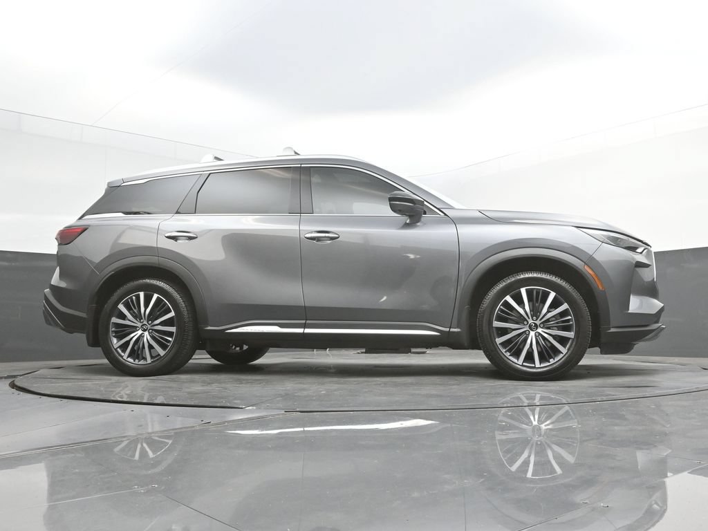 Used 2023 INFINITI QX60 Sensory w/ Vision Package AWD/4WD image 48
