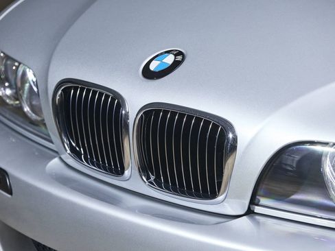 Used 2003 BMW M5 RWD image 39