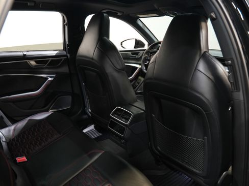 Used 2021 Audi RS 6 w/ Carbon Optic Package image 39