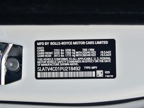 Certified 2023 Rolls-Royce Cullinan w/ Technology Package AWD/4WD image 32