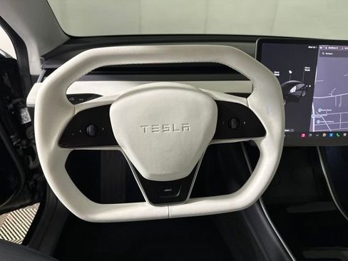 Used 2018 Tesla Model 3 Long Range image 14