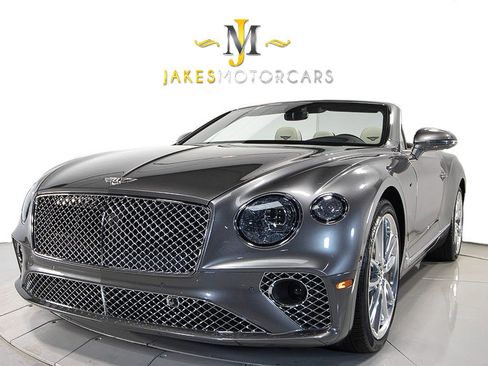 Used 2021 Bentley Continental GT image 20