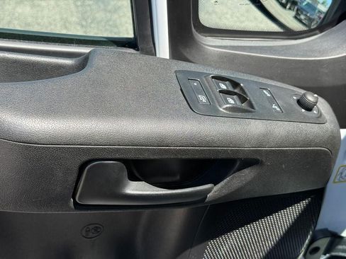 Used 2023 RAM ProMaster 3500 w/ Driver Convenience Group FWD image 12