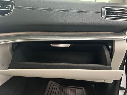 Used 2024 Jeep Wagoneer Series II w/ Flexible Seating Group image 29