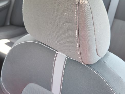 Used 2020 Nissan Sentra SV FWD image 16