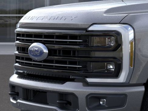 New 2026 Ford F250 Platinum image 17