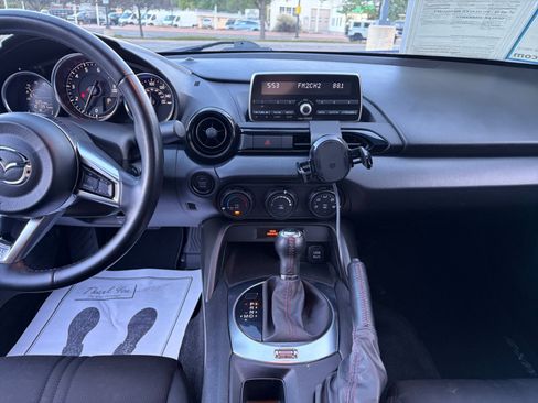 Used 2016 MAZDA MX-5 Miata Sport RWD image 20