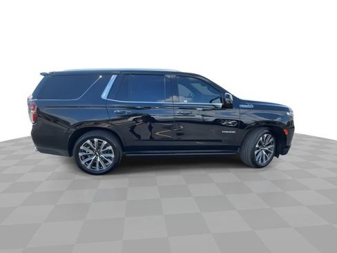 Certified 2024 Chevrolet Tahoe High Country AWD/4WD image 9