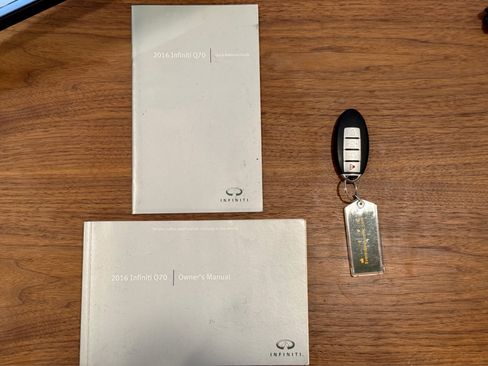 Used 2016 INFINITI Q70 3.7 image 64