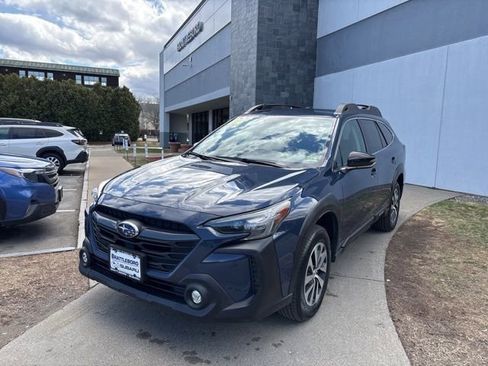 Certified 2024 Subaru Outback Premium image 8