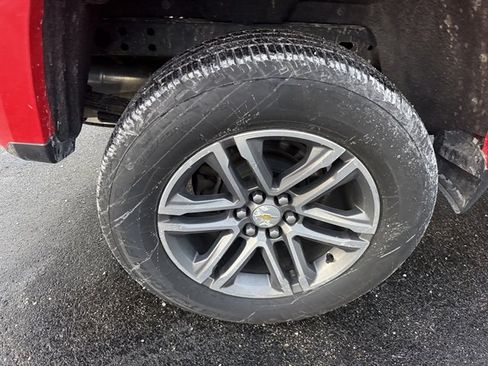 Used 2019 Chevrolet Colorado W/T w/ Custom Special Edition image 21