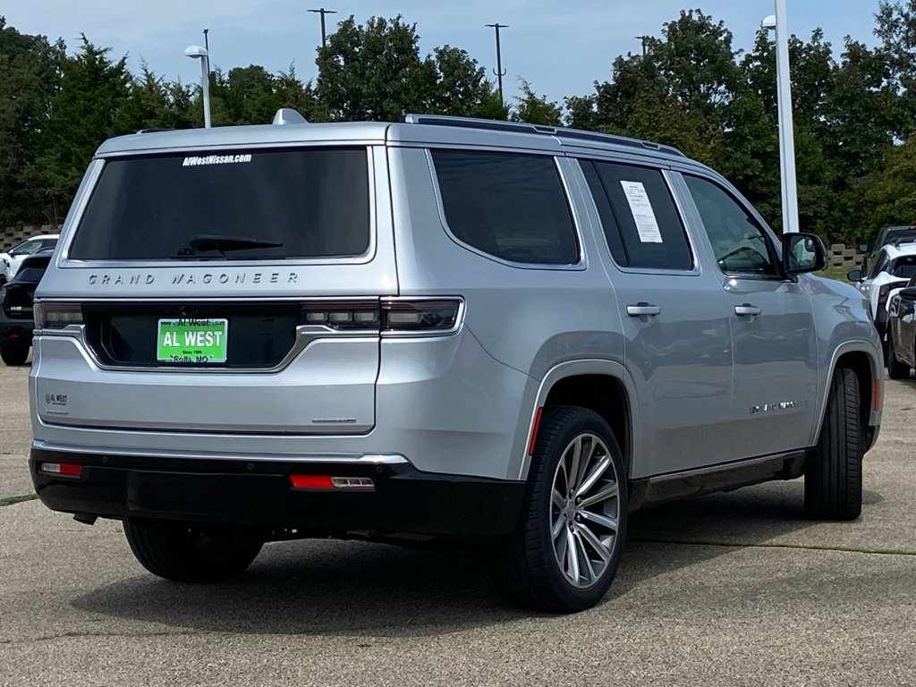 Used 2023 Jeep Grand Wagoneer Series II AWD/4WD image 3