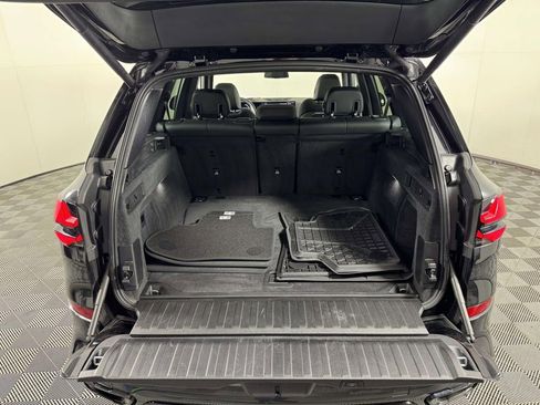 Used 2024 BMW X5 xDrive40i w/ M Sport Package AWD/4WD image 14