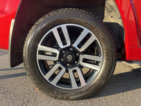 Certified 2022 Toyota 4Runner Limited image 17