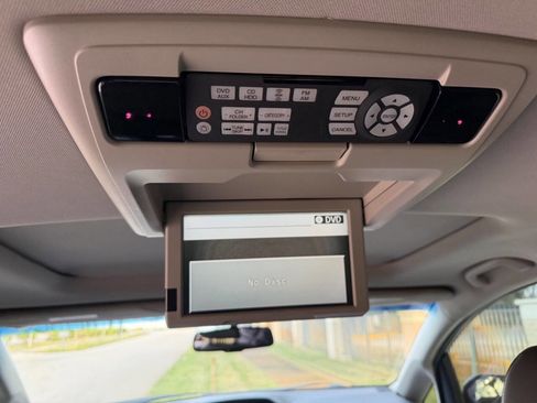 Used 2011 Honda Odyssey Touring image 15