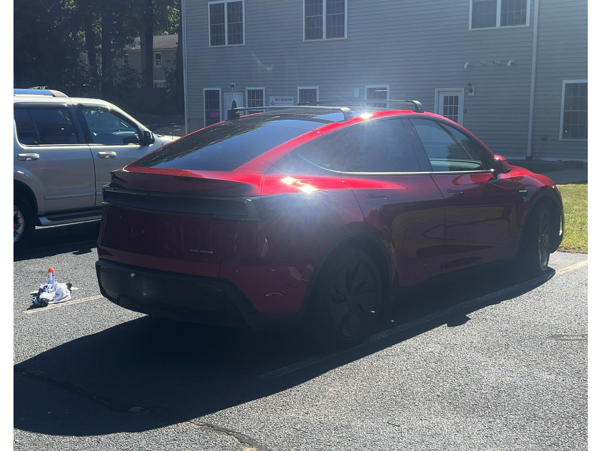 Used 2026 Tesla Model Y AWD image 6
