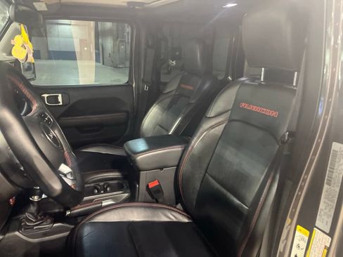 Used 2018 Jeep Wrangler Unlimited Rubicon w/ Steel Bumper Group AWD/4WD image 13